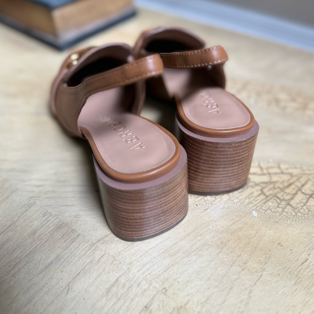 AEROSOLES Women's Brown Loafers with Gold Chain Detail - Picture 8 of 13